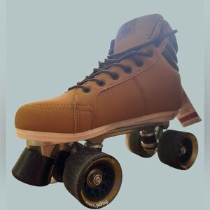 CHAYA VINTAGE ROLLER SKATES – VOYAGER. Unisex. Size US M9 US W10. PROPEL Wheel